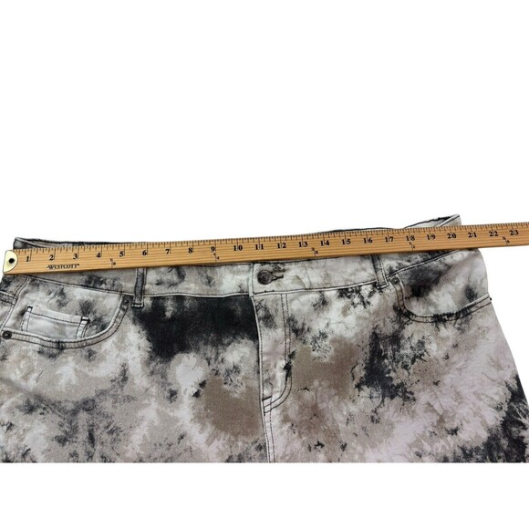 LOGO Lori Goldstein Cream & Gray Denim Tie-Dye Boyfriend Jeans Women's 24WP - Picture 11 of 16